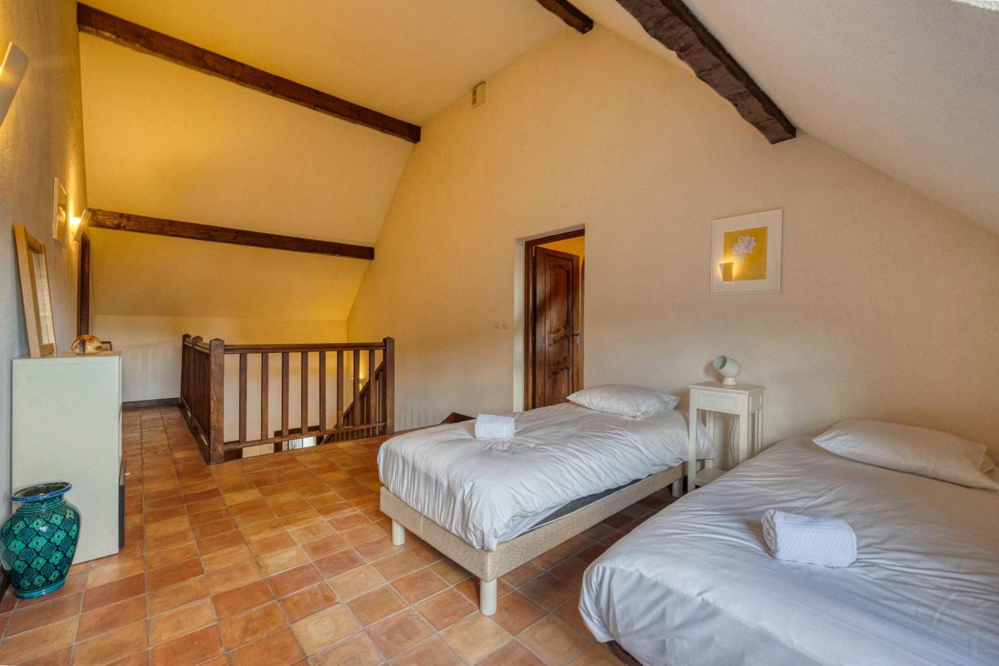 #Hp La Maison Des Lilas Large Family House Sleeps 12 Garden Seyssinet Eksteriør bilde