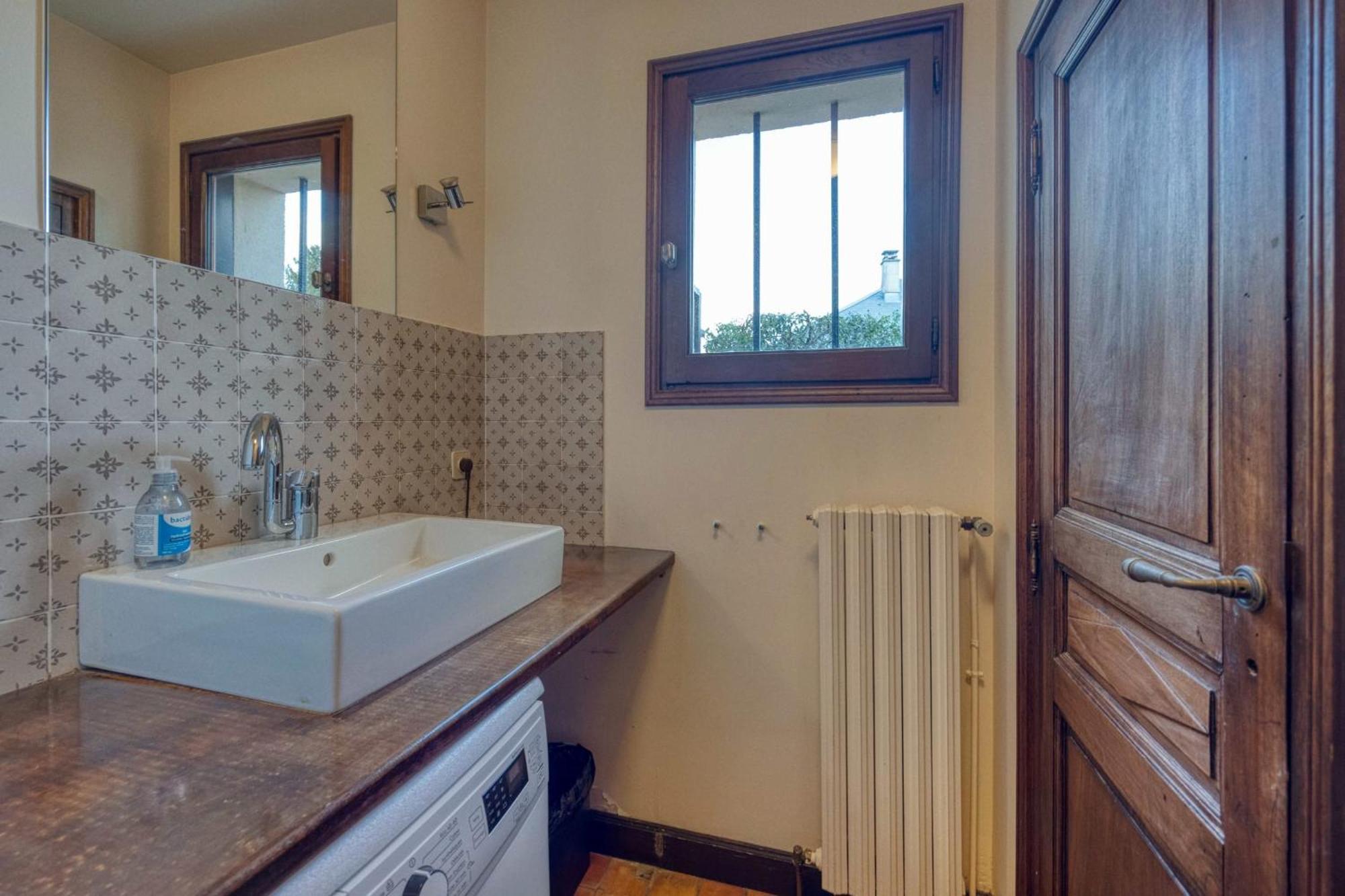 #Hp La Maison Des Lilas Large Family House Sleeps 12 Garden Seyssinet Eksteriør bilde